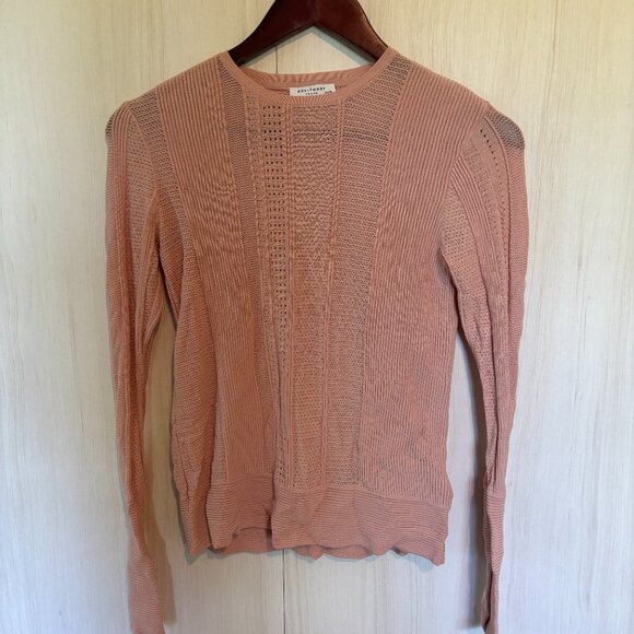 Equipment Femme Islet Pullover top, Pink XS *As worn by Jenna Ortega! - Picture 5 of 7